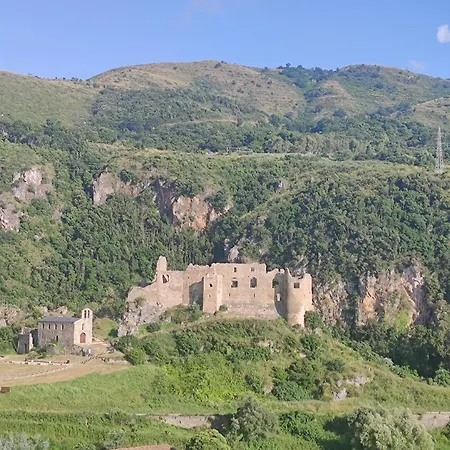 Il Grillo Couette-café Santa Maria Del Cedro