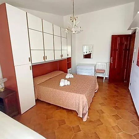 Oda ve Kahvaltı Il Grillo 3*